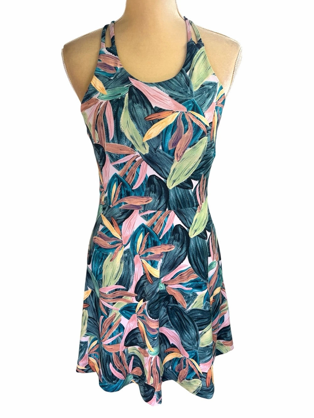 Title Nine Surefire Built-In Bra Stretch Dress Small - Picture 2 of 10